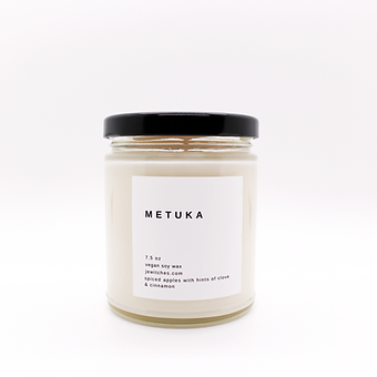 Metuka Candle