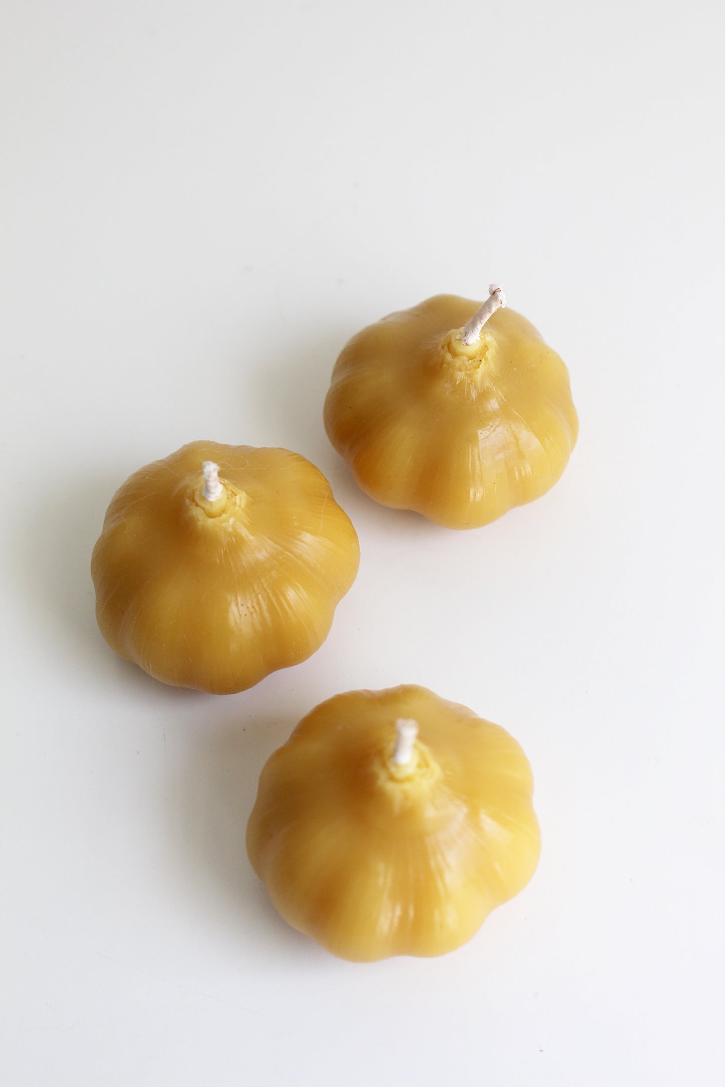 Garlic Beeswax Candle