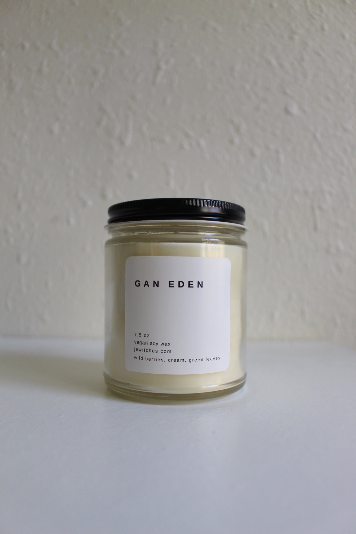 Gan Eden Candle