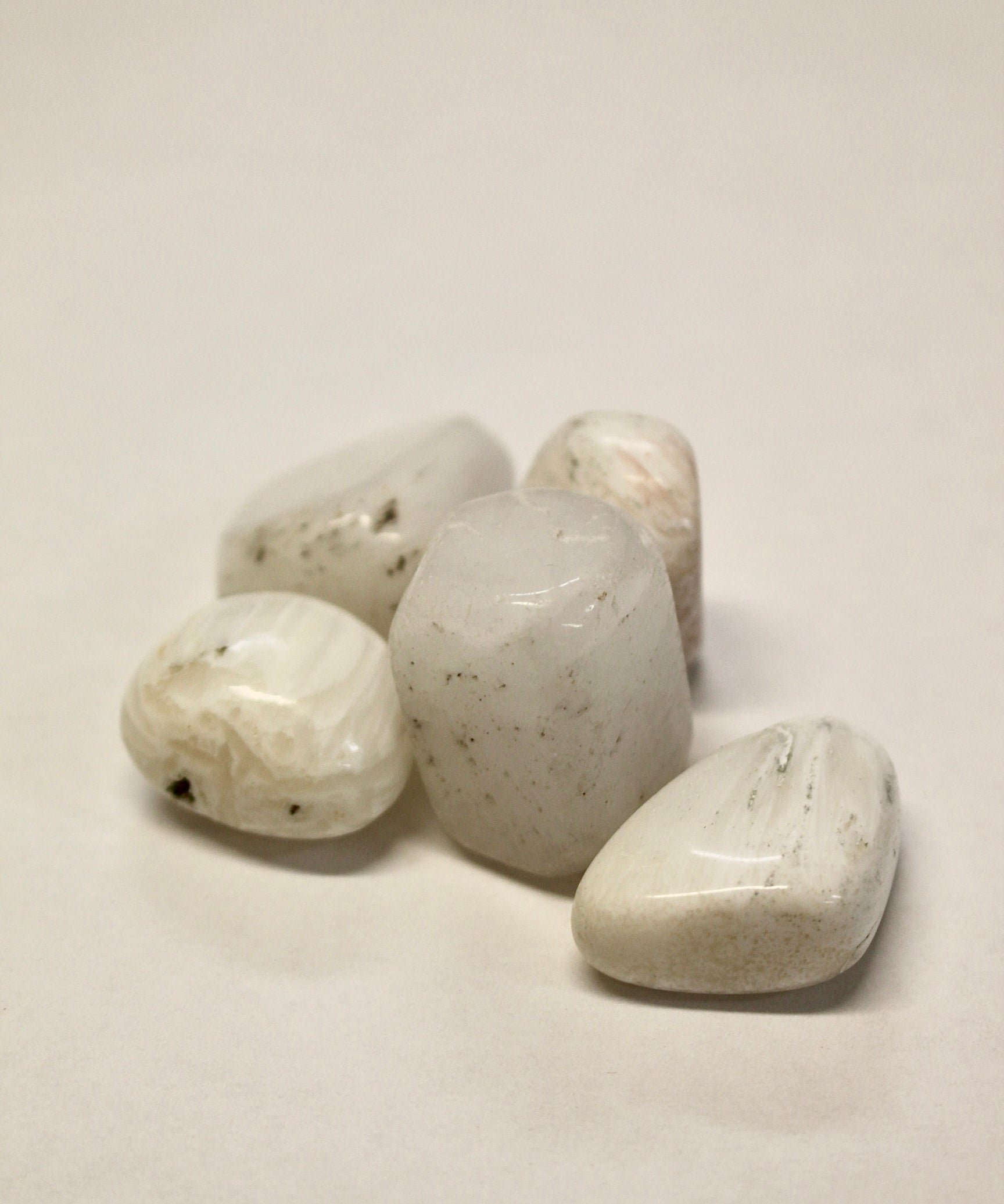 Scolecite Tumbles