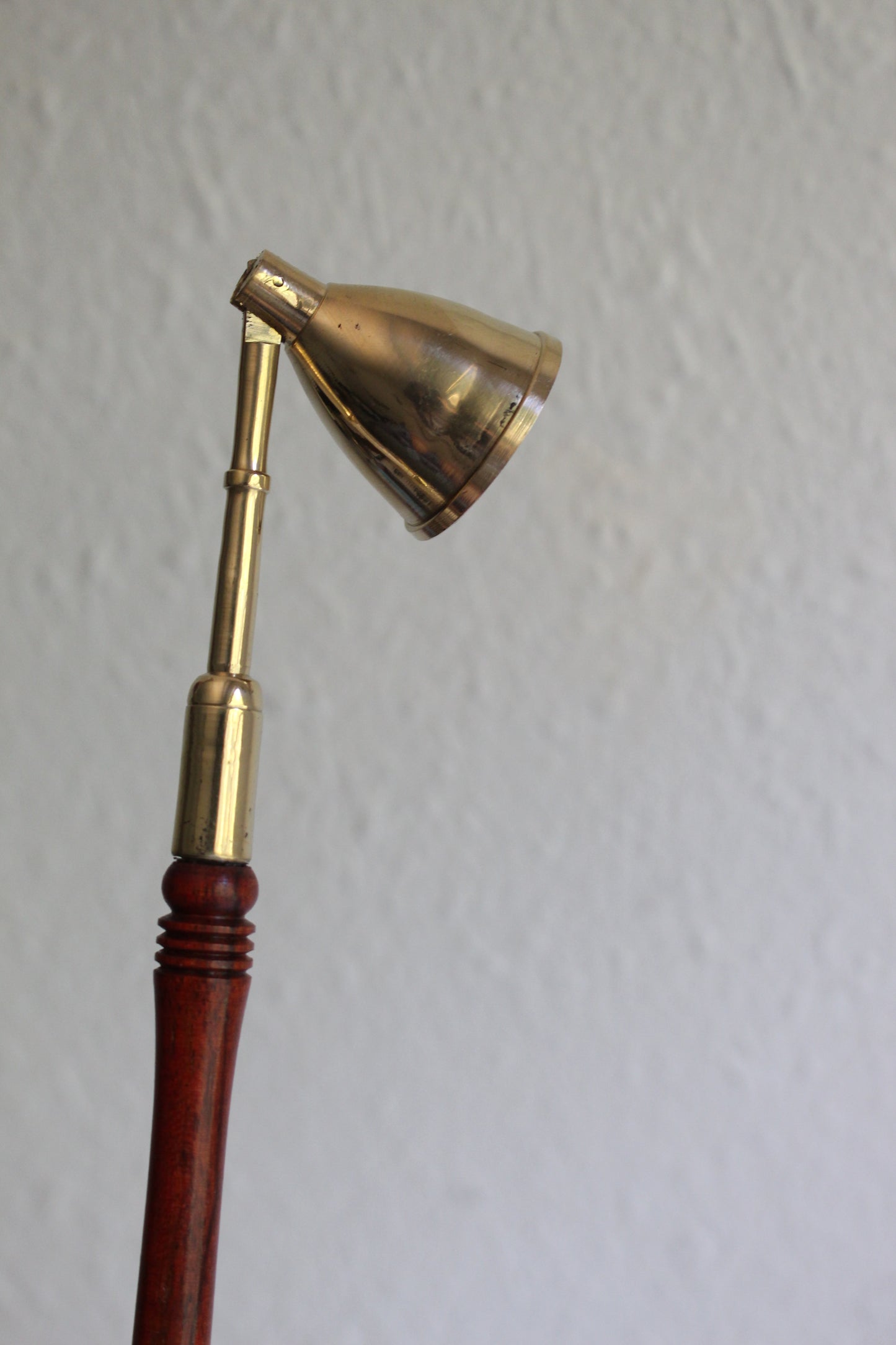 Long Handle Candle Snuff
